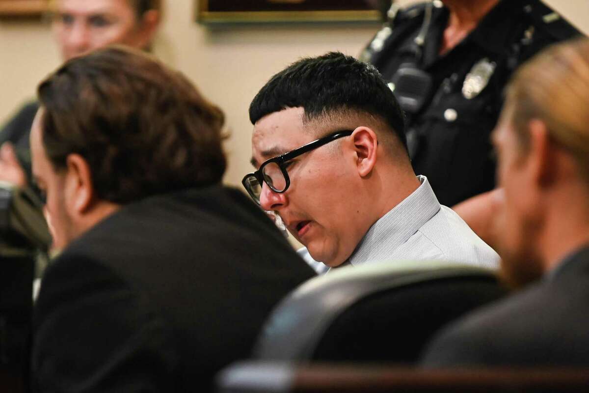 Jorge Izquierdo reacts to the testimony of one of his daughters at his murder trial. who is accused of shooting his children’s mother, Cora Nickel, on Aug. 20, 2020.