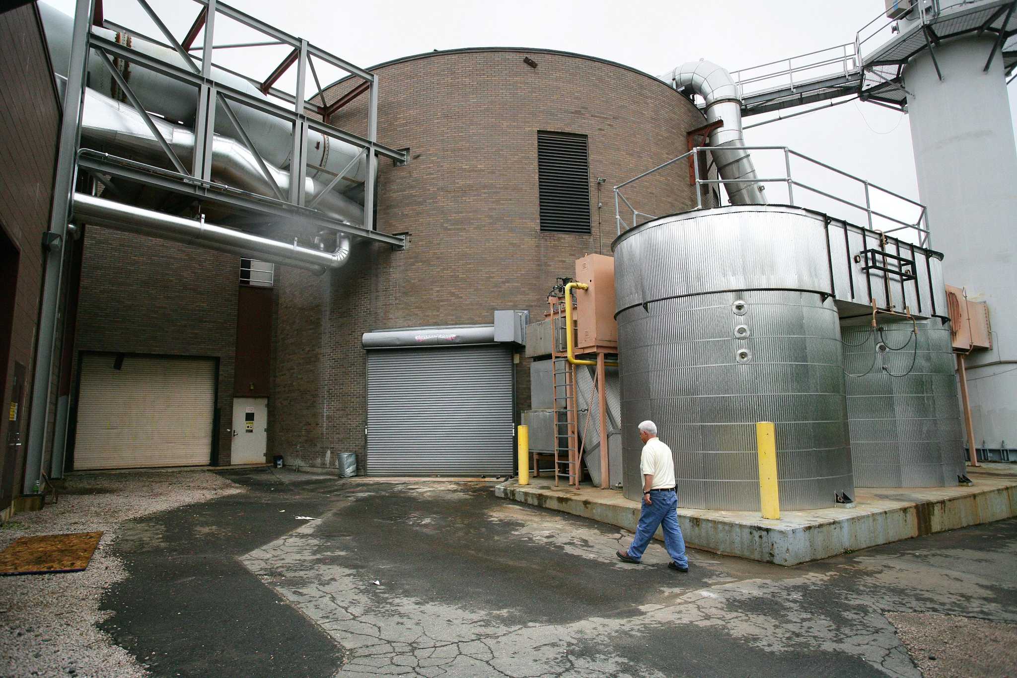 CT officials are targeting sewer pollution with $580 million in grants to cities and towns - Vimarsana News