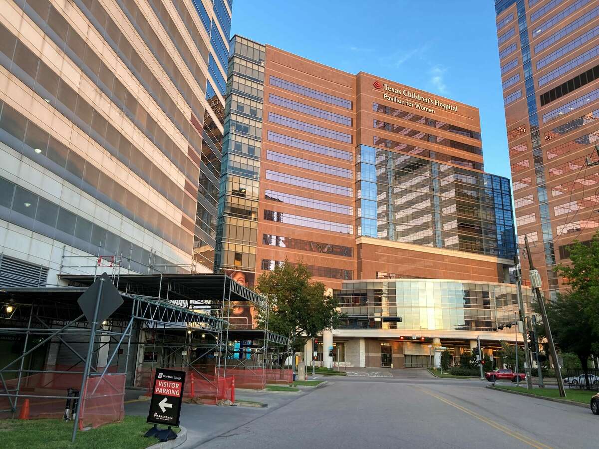 Texas Children’s Pavilion for Women will expand across the street to 6620 Main St., left. The facility is undergoing a $201 million expansion.