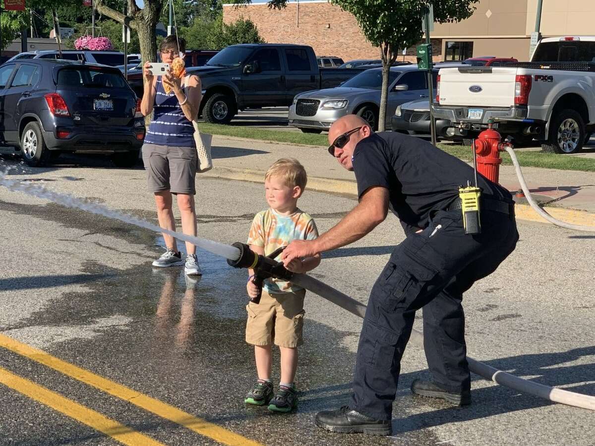The Big Rapids Department of Public Safety hosted the 39th annual national Night Out in downtown Big Rapids this week. Residents had the opportunity to meet and visit with law enforcement and emergency personnel while participating in a variety of games and activities.