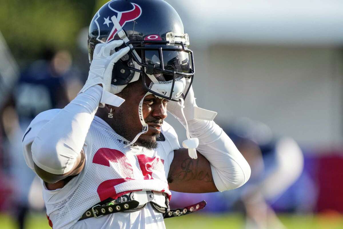 August 25, 2022: Houston Texans cornerback Desmond King II (25