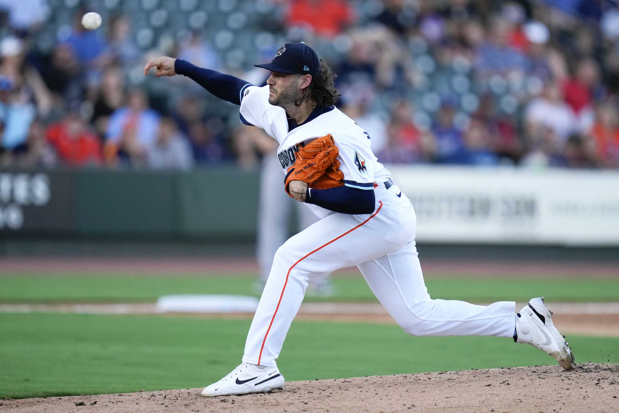 Download Houston Astros' Star Pitcher Lance Mccullers In Action