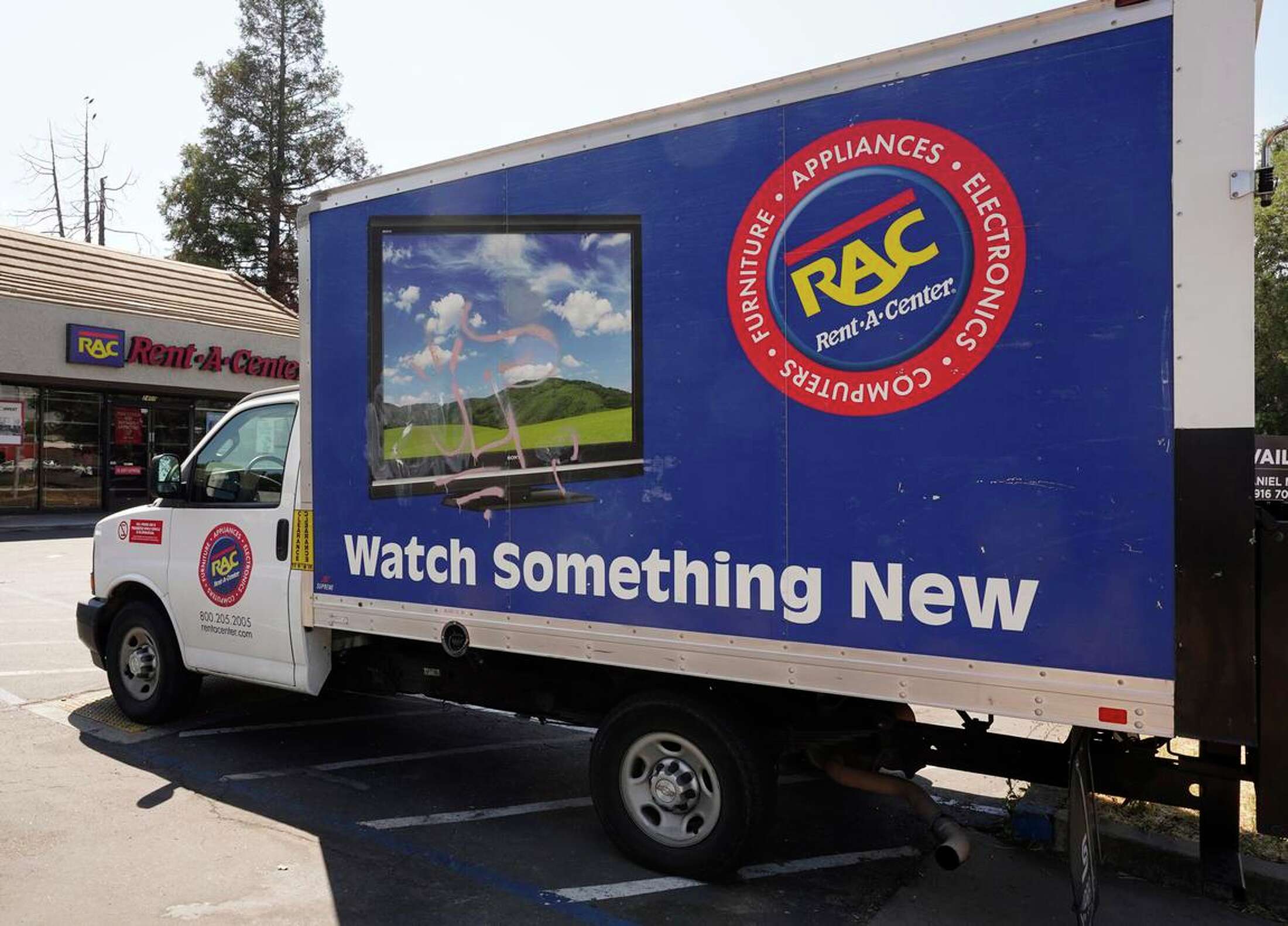 RentACenter to pay 15.5 million to settle claims it violated