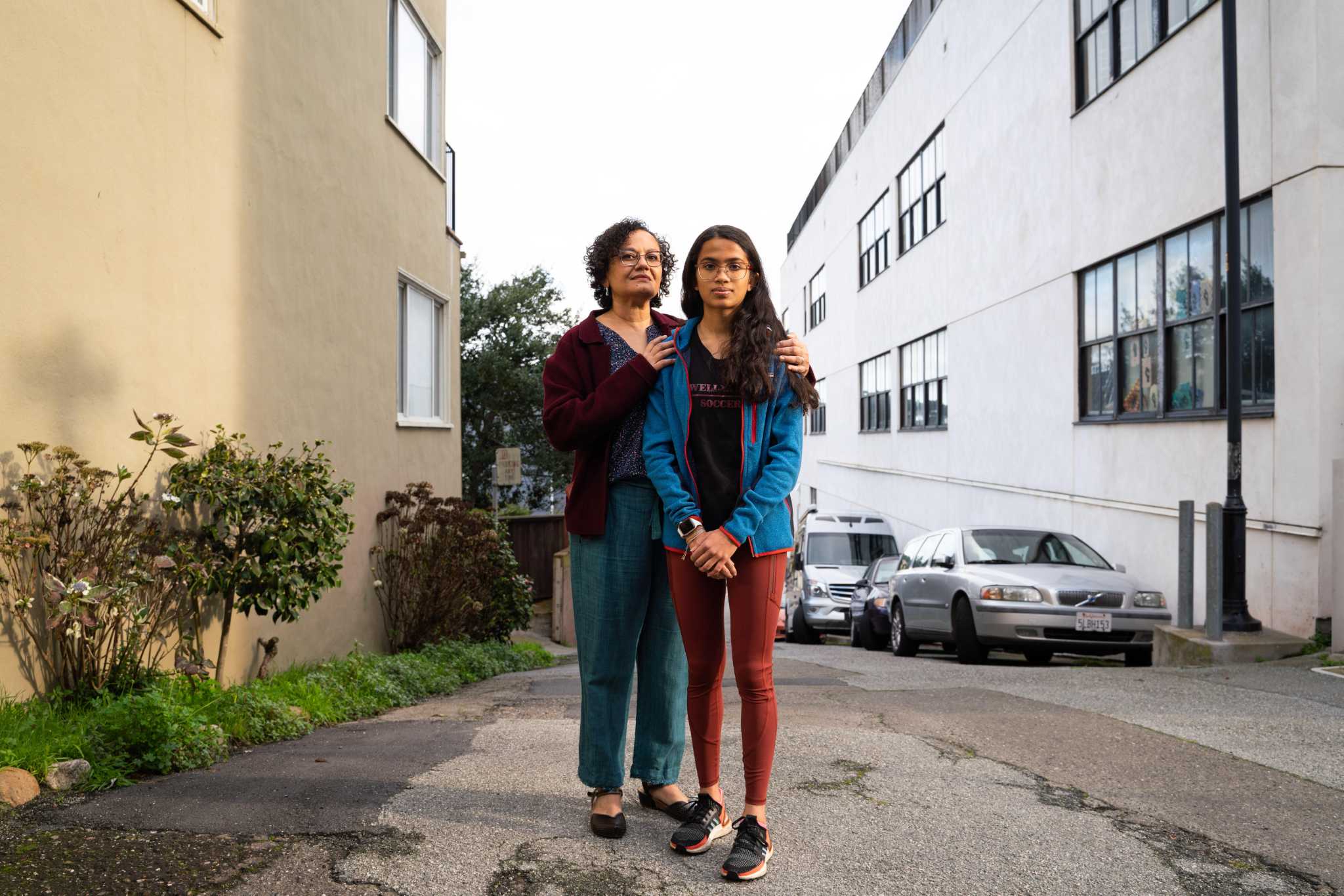 Are schools safer with or without police? Debate divides Bay Area districts - Vimarsana News
