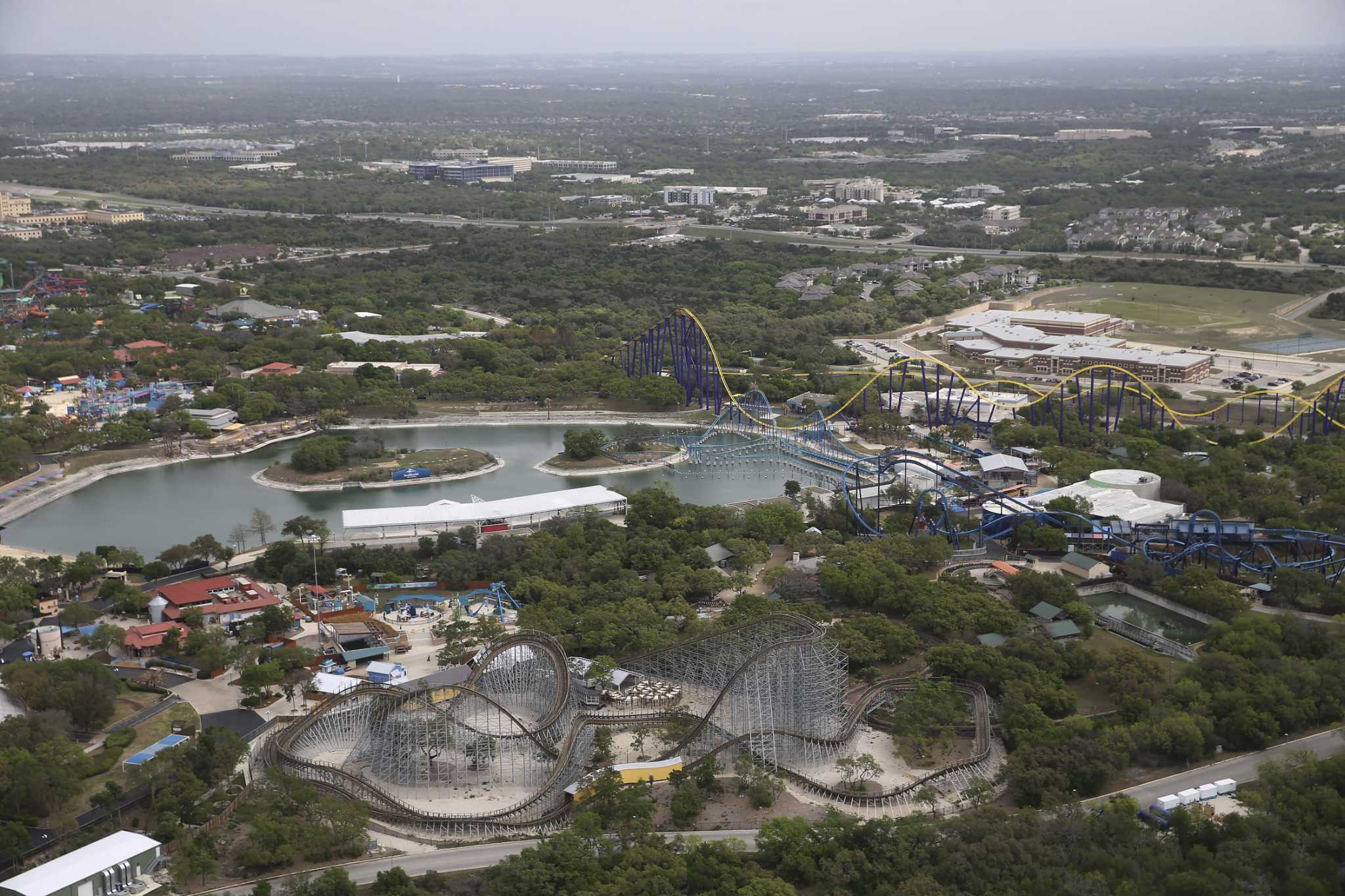 SeaWorld San Antonio, Schlitterbahn owners report record revenue - Vimarsana News