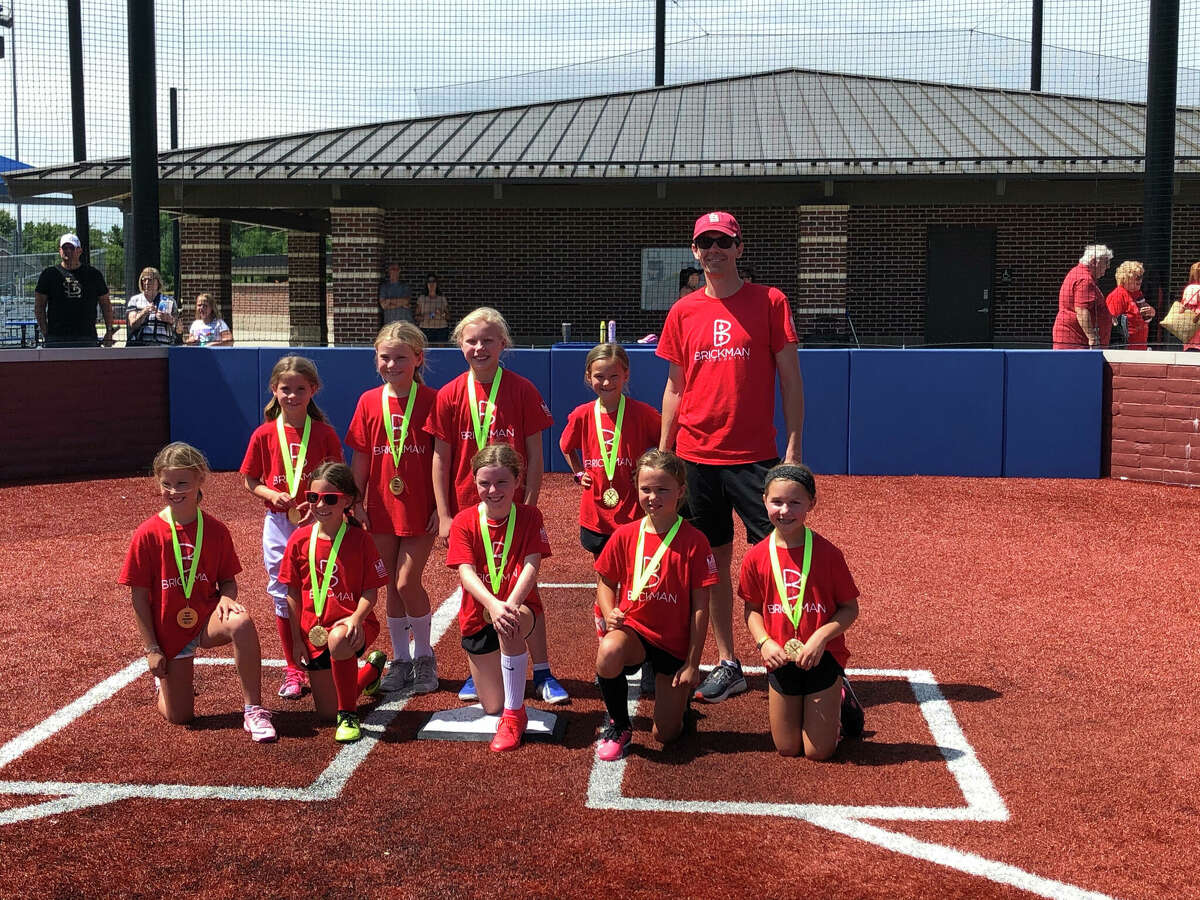 Edwardsville crowns two youth softball champions