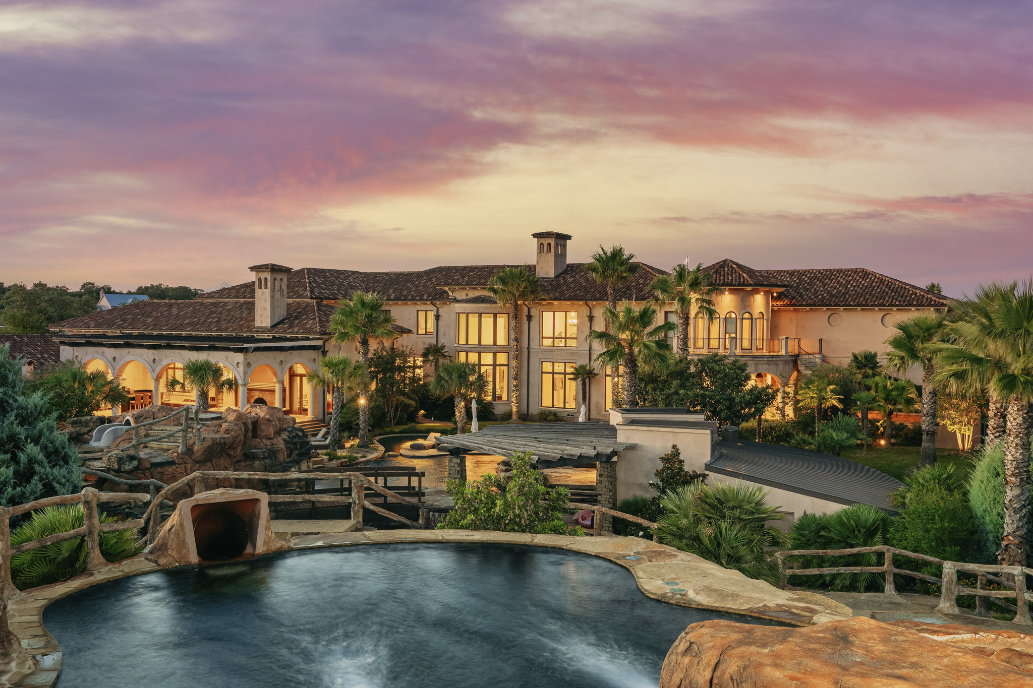 6 of the San Antonio areas wildest luxury real estate listings