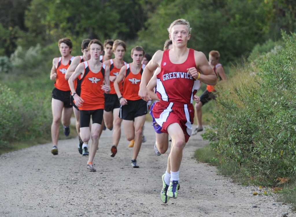 Dahl runs to first-place finish for Greenwich boys cross country team