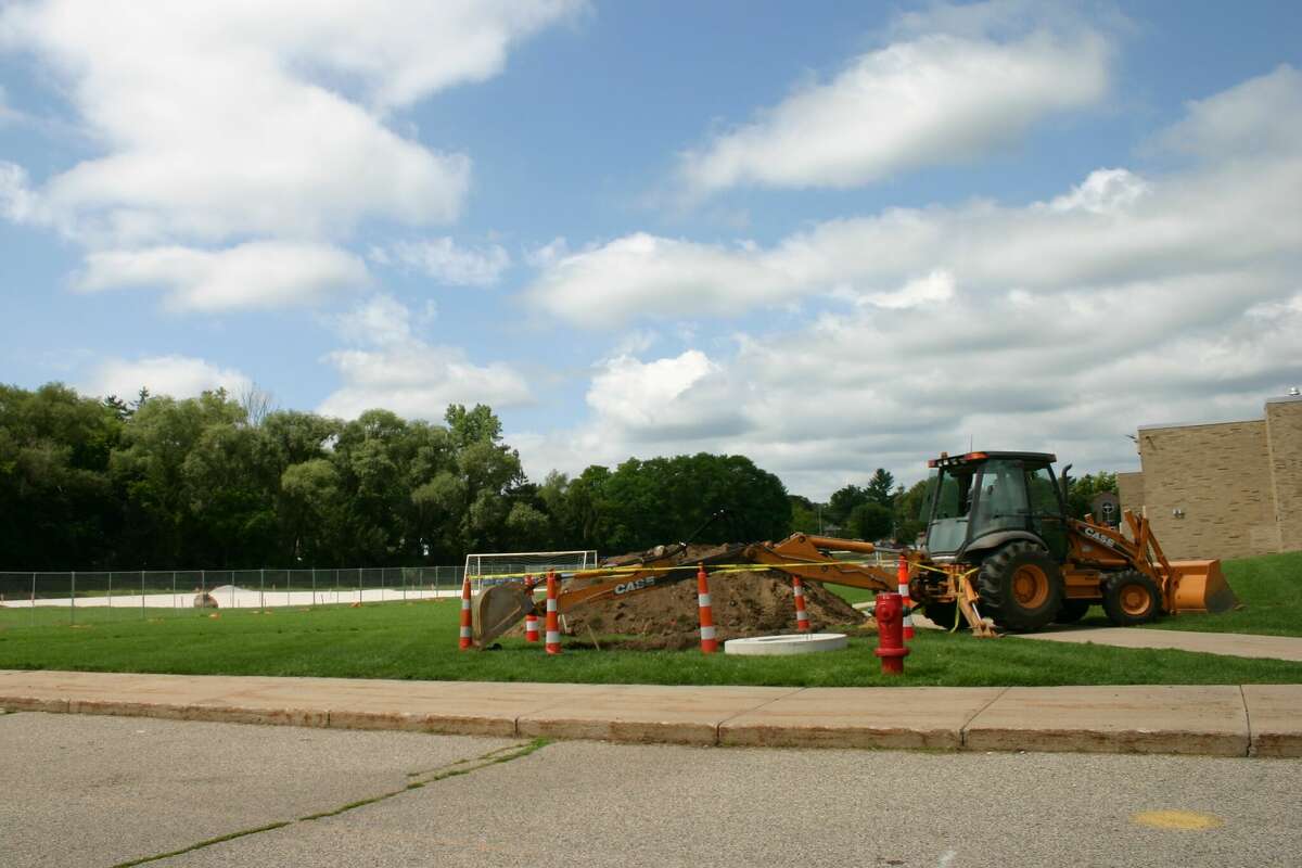 Work is underway for Phase I of the Hemlock Park Improvement Project, with the basketball courts, pickleball courts and tennis courts expected to be completed soon.