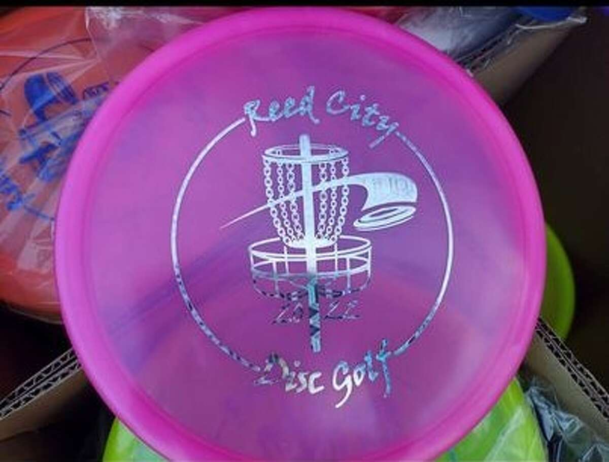 The first 80 entrant to the Reed City Disc Golf Course Sneak Peek will receive their choice of a driver, mid-range, or putter. 