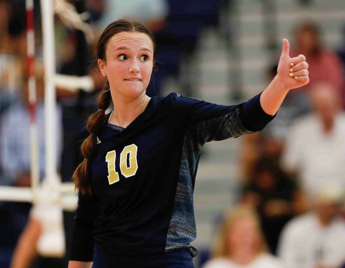 Lake Creek’s Lauren Greene (10) signals during the second set of a non-district high school volleyball match at Lake Creek High School, Tuesday, Aug. 10, 2021, in Montgomery.