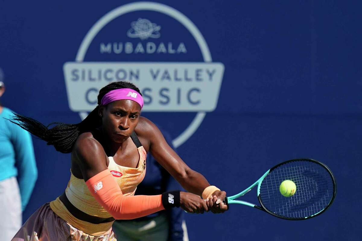 Coco Gauff, of the United States, hits a return to Paula Badosa, of Spain, at the Mubadala Silicon Valley Classic tennis tournament in San Jose, Calif., Friday, Aug. 5, 2022. (AP Photo/Godofredo A. Vásquez)