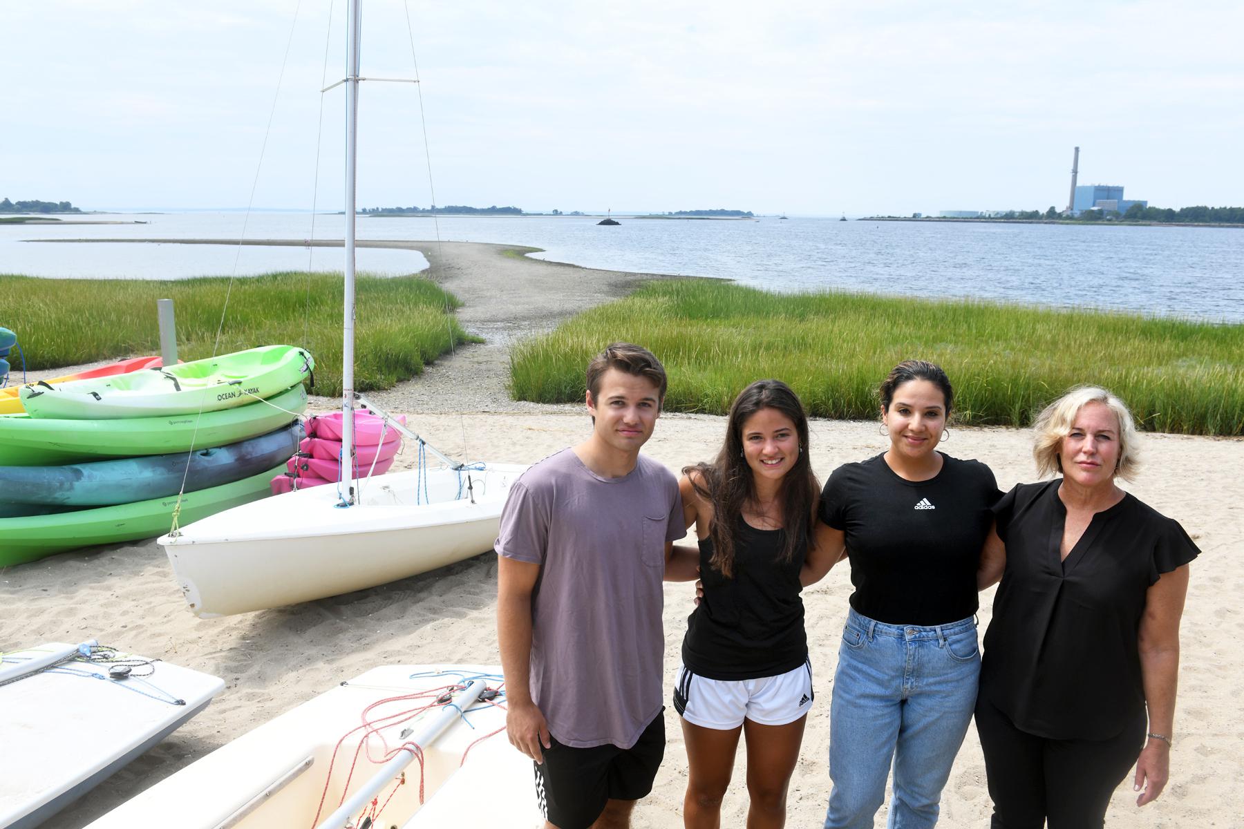 How these bystanders tried to rescue couple from drowning at Norwalk beach