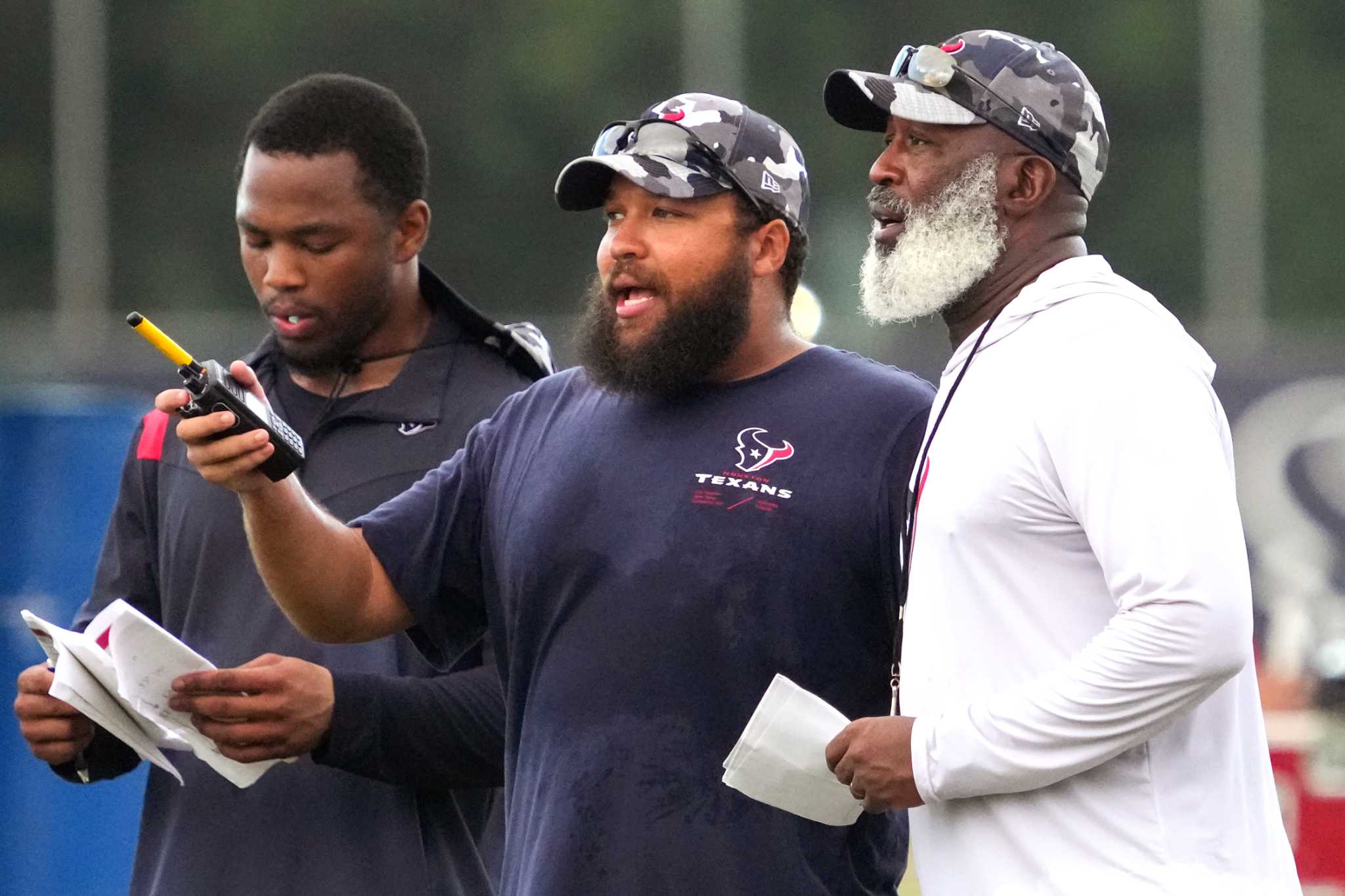 How Lovie Smith's youngest son, Miles Smith, became his right-hand man with  the Texans