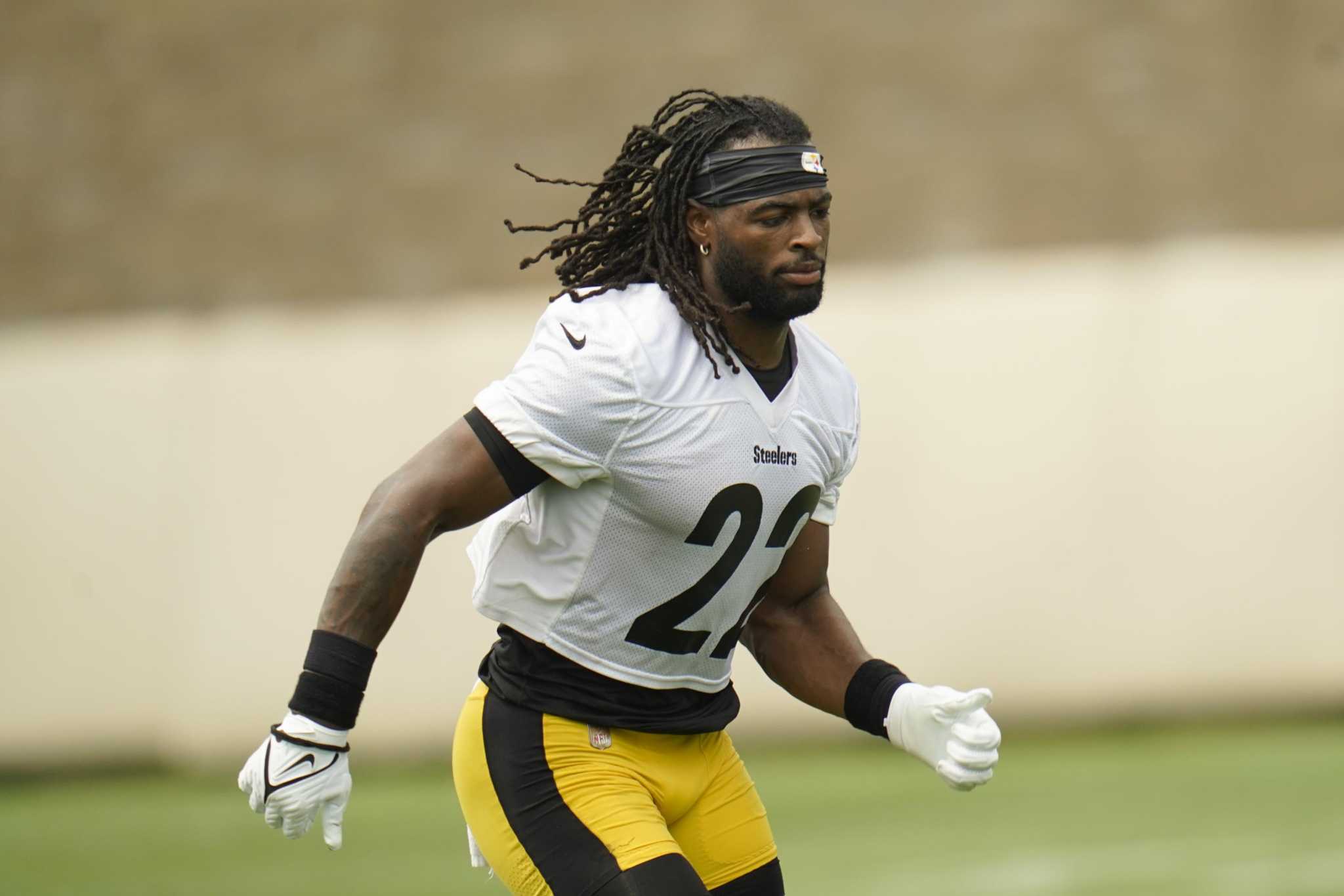 Antioch High's Najee Harris seeks expanded role with Steelers