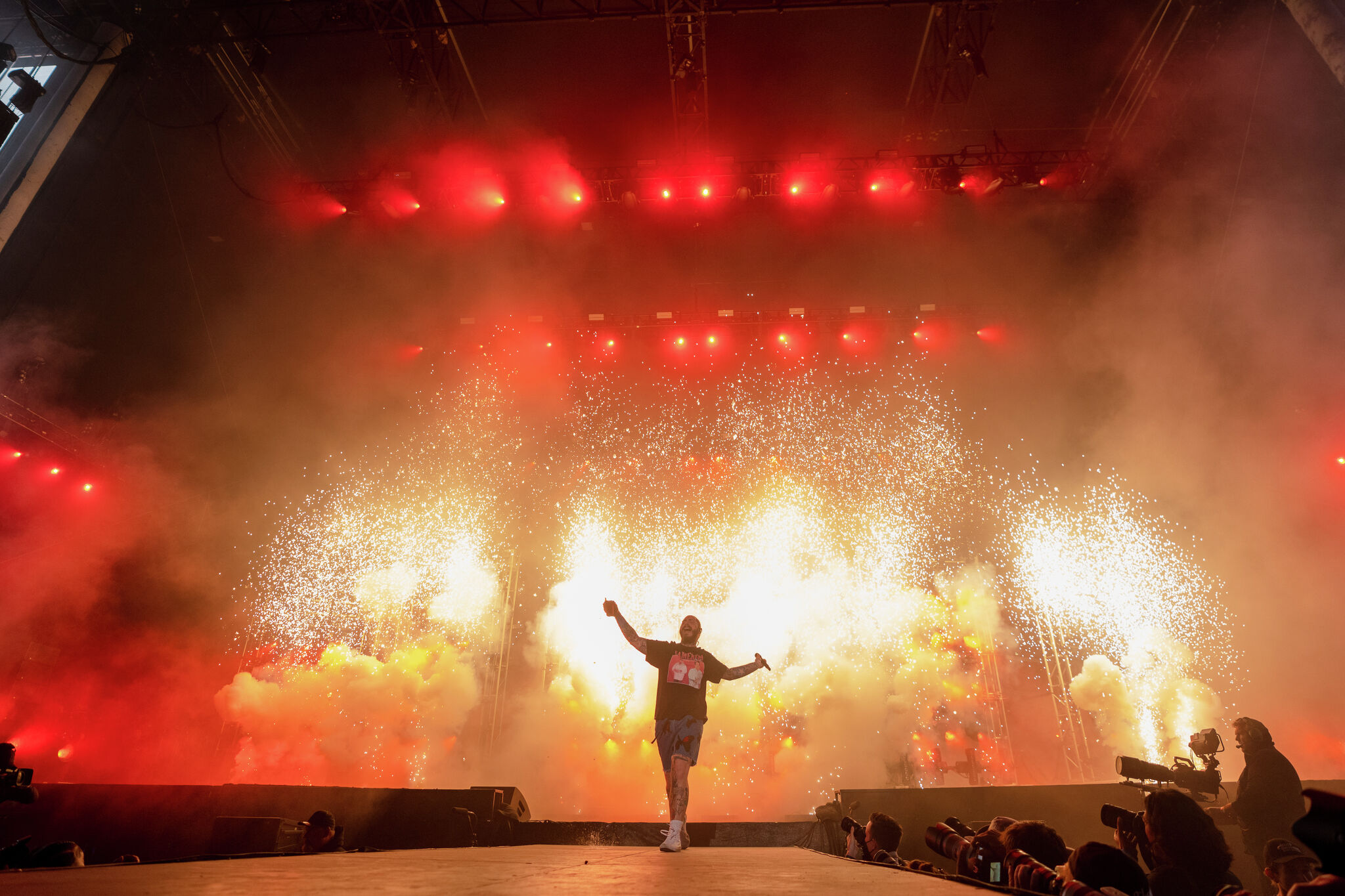 During Outside Lands headlining set, Post Malone makes fun of his own music