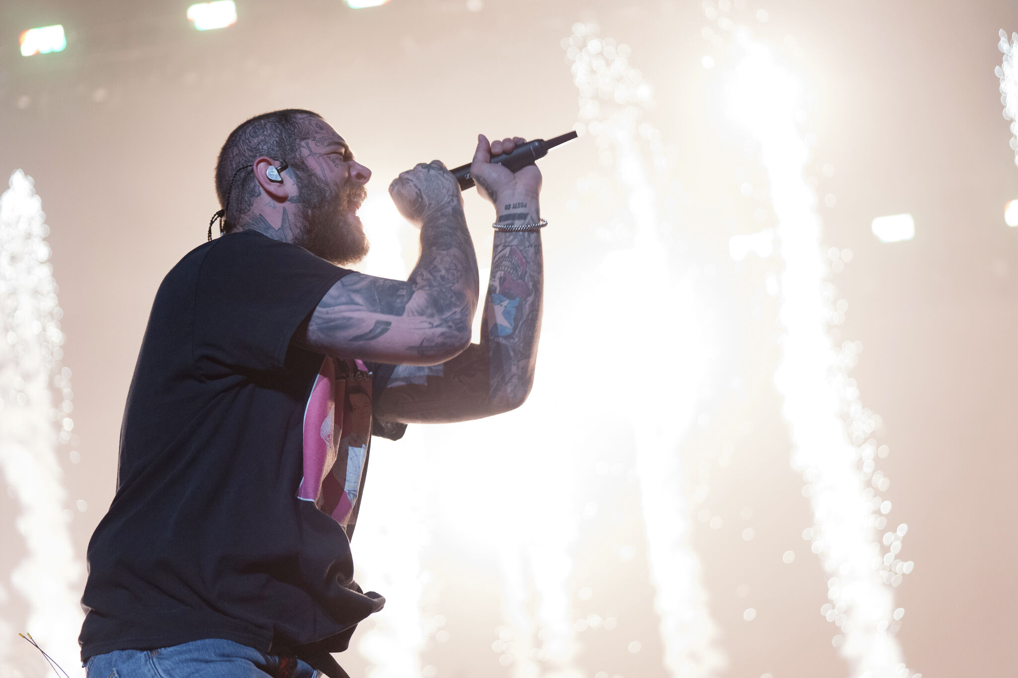 Post Malone makes fun of his own music at Outside Lands