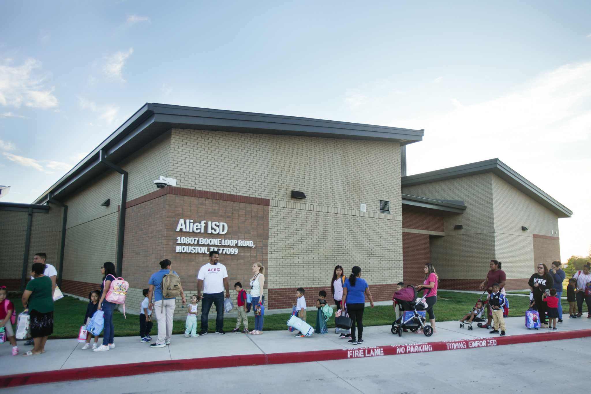 Alief ISD kicks off school year Monday, 9 Houston districts follow