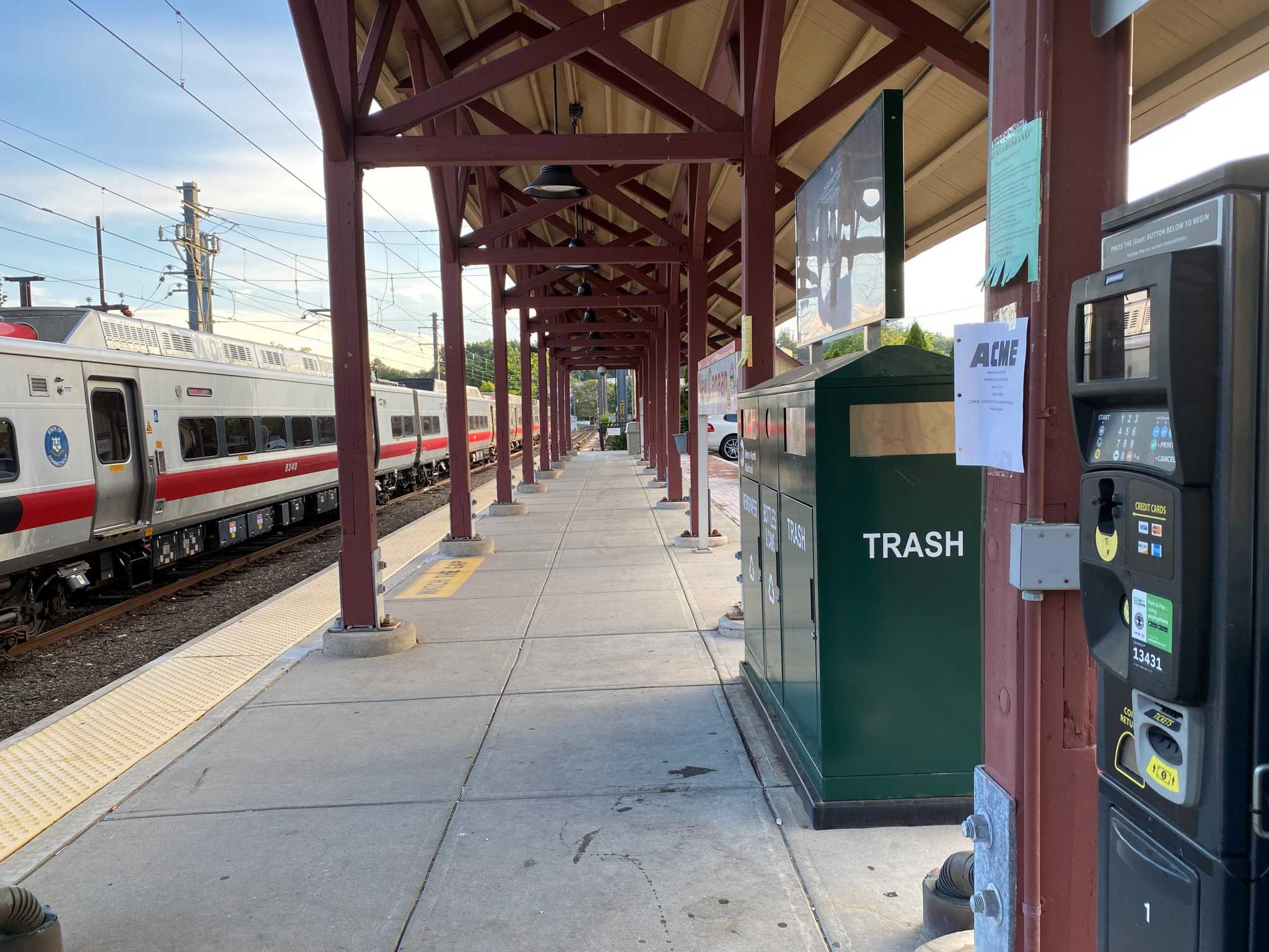 New Canaan lowers parking fees for town lots, focused on improving communication with commuters - Vimarsana News