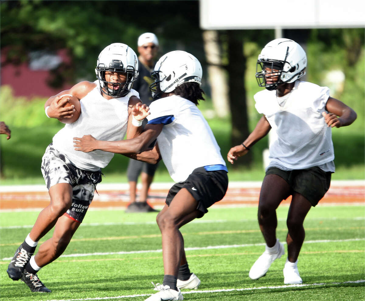The Edwardsville football team hit the field for the first time this season at 7 a.m. Monday inside the District 7 Sports Complex.