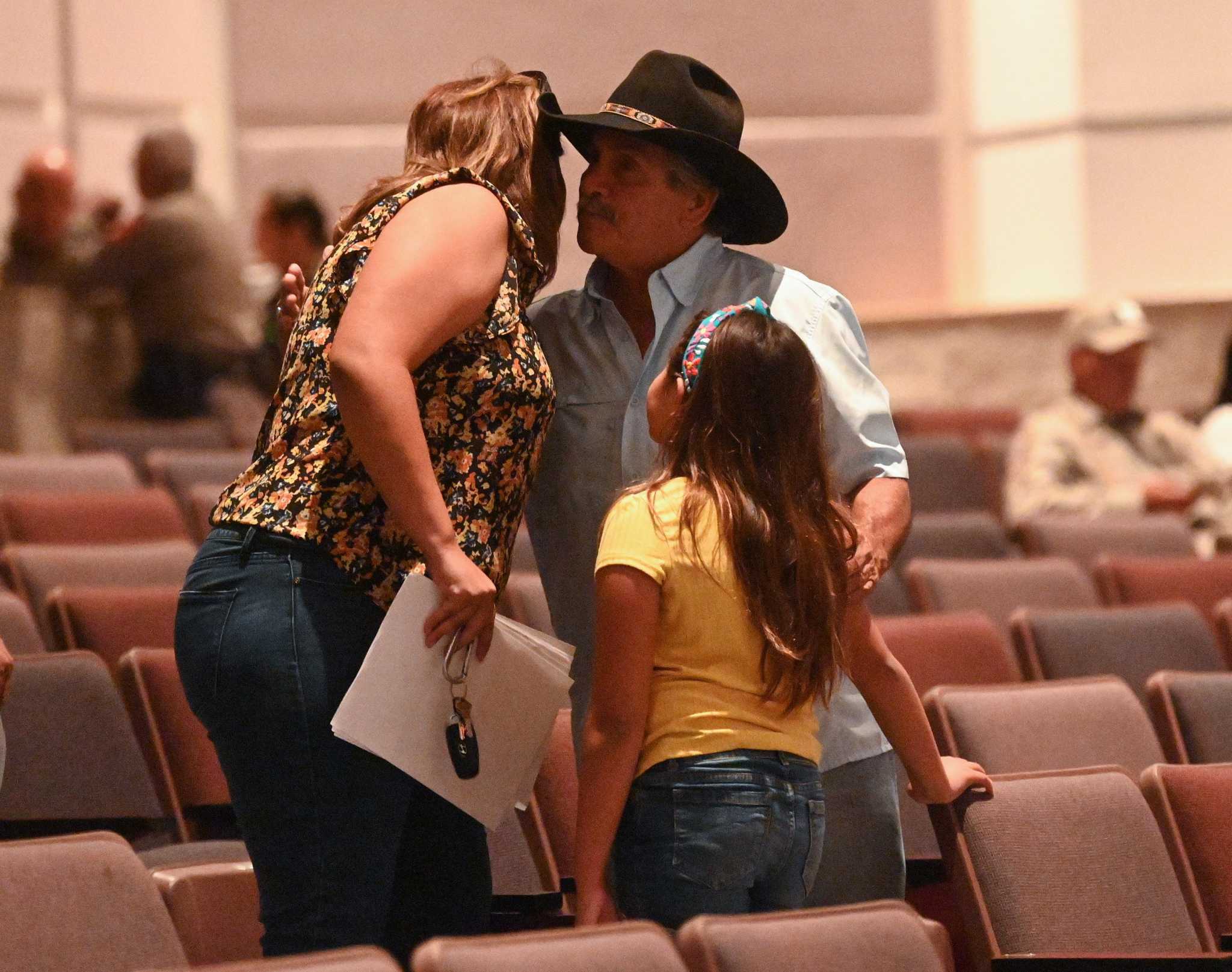Uvalde school superintendent: 'Trust has been crippled' - Vimarsana News