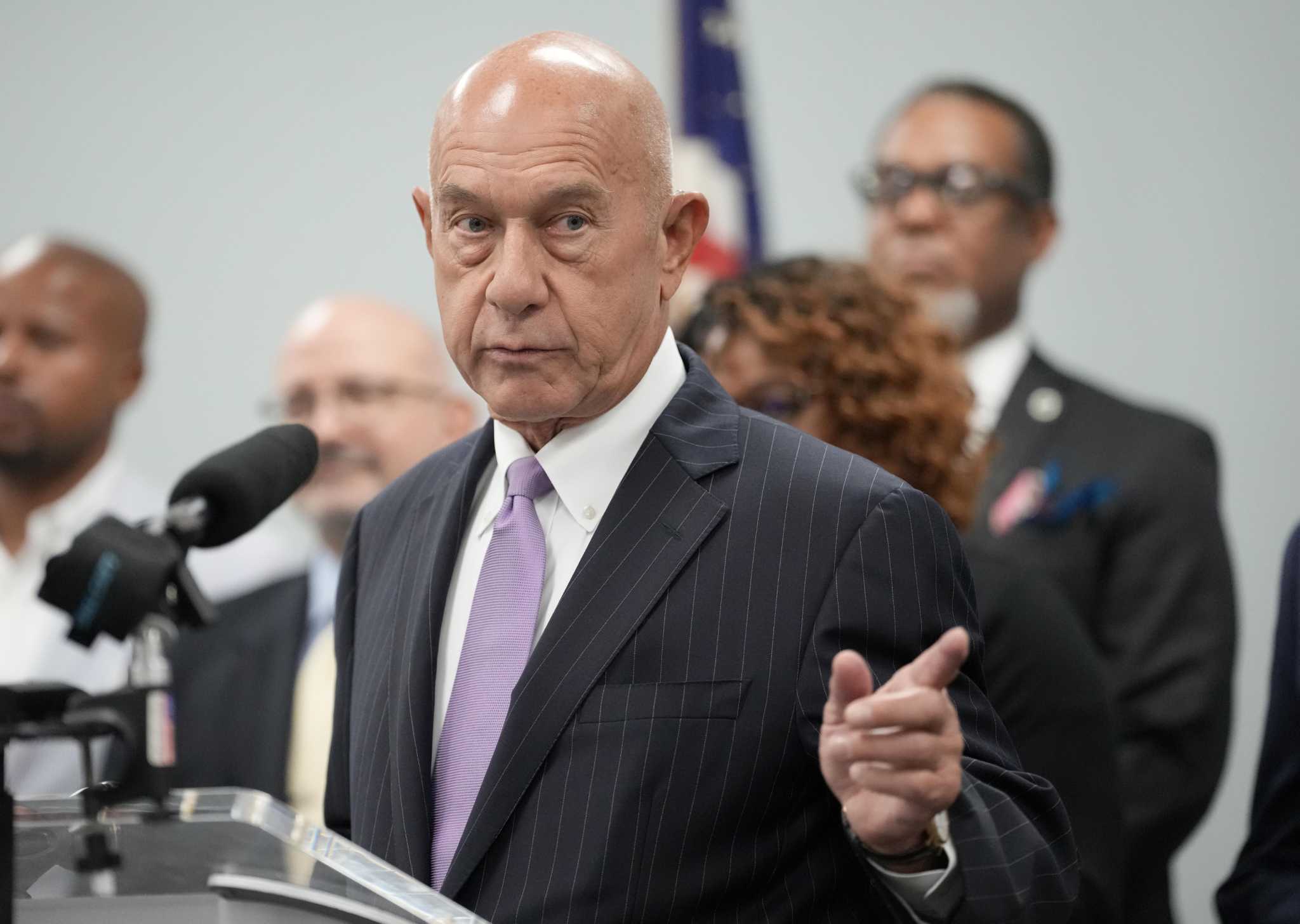 Whitmire Bill Giving Houston Firefighters Arbitration Nears Final OK