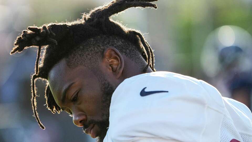 Houston Texans defensive back Eric Murray gets ready for practice during an NFL training camp Tuesday, Aug. 9, 2022, in Houston.