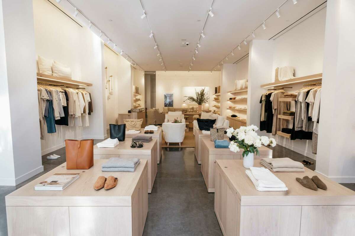 A new Jenni Kayne store has opened in Houston's River Oaks District. The 2,056-square-foot store will carry items from the brand's apparel and home collections as well as Jenni Kayne's skincare line, Oak Essentials.