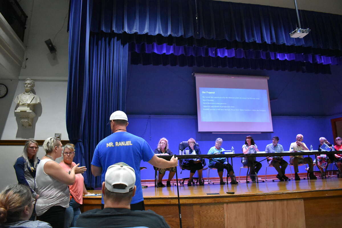 Evart school board approves plans for emotional support dog team