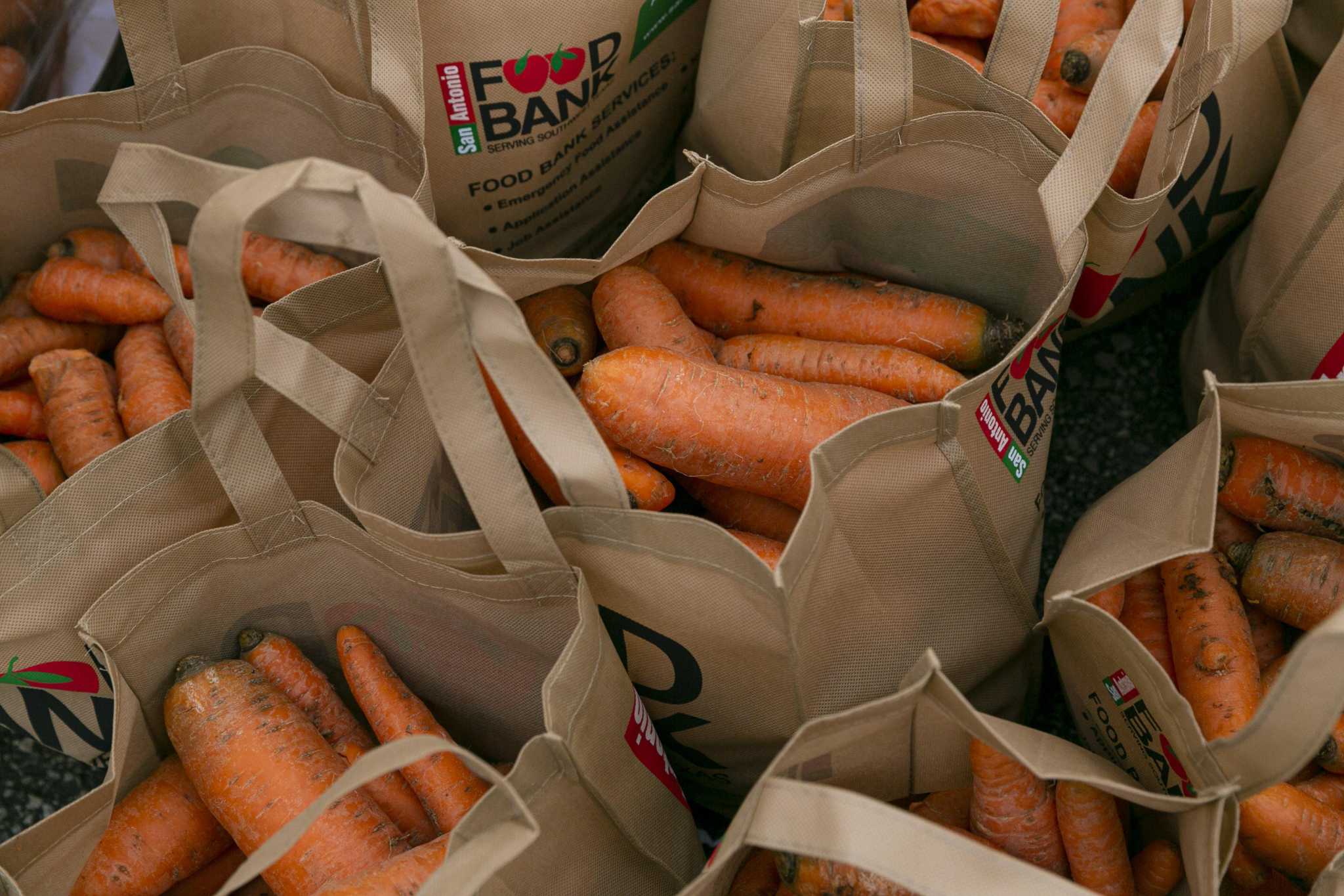 San Antonio Food Bank gets boost from UnitedHealthcare grant - Vimarsana News