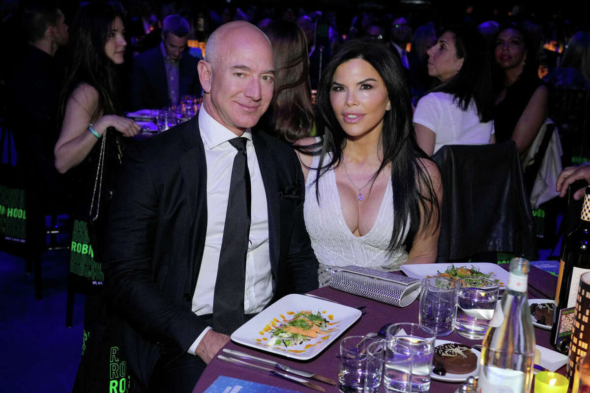 Jeff Bezos and Lauren Sanchez attend the Robin Hood Benefit 2022 at Jacob Javits Center on May 09, 2022 in New York City. 