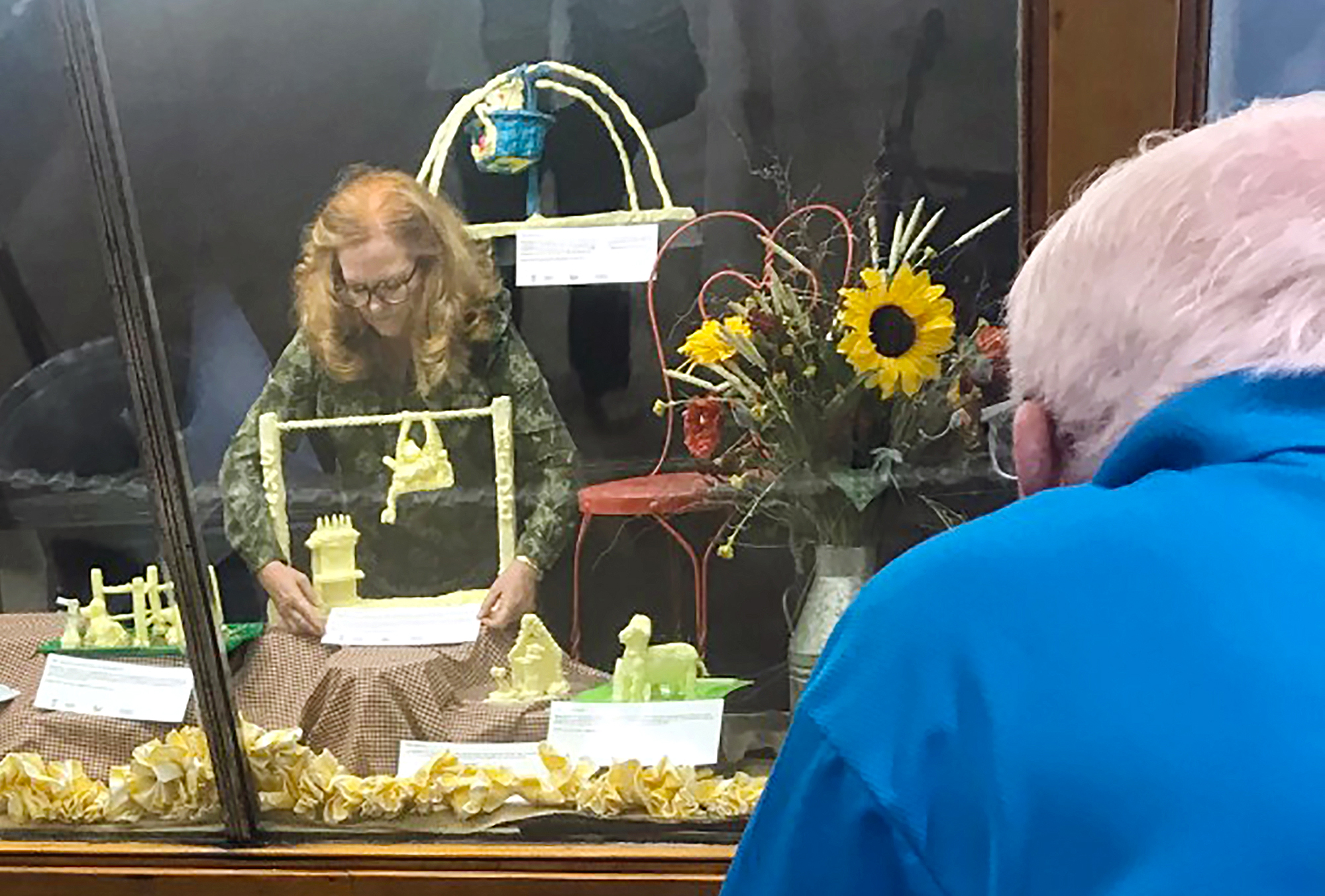Tiny butter cow churns up another win for sculptor Martin - Vimarsana News