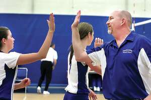 Hunstein's back: Former LC volleyball coach returns to rebuild again