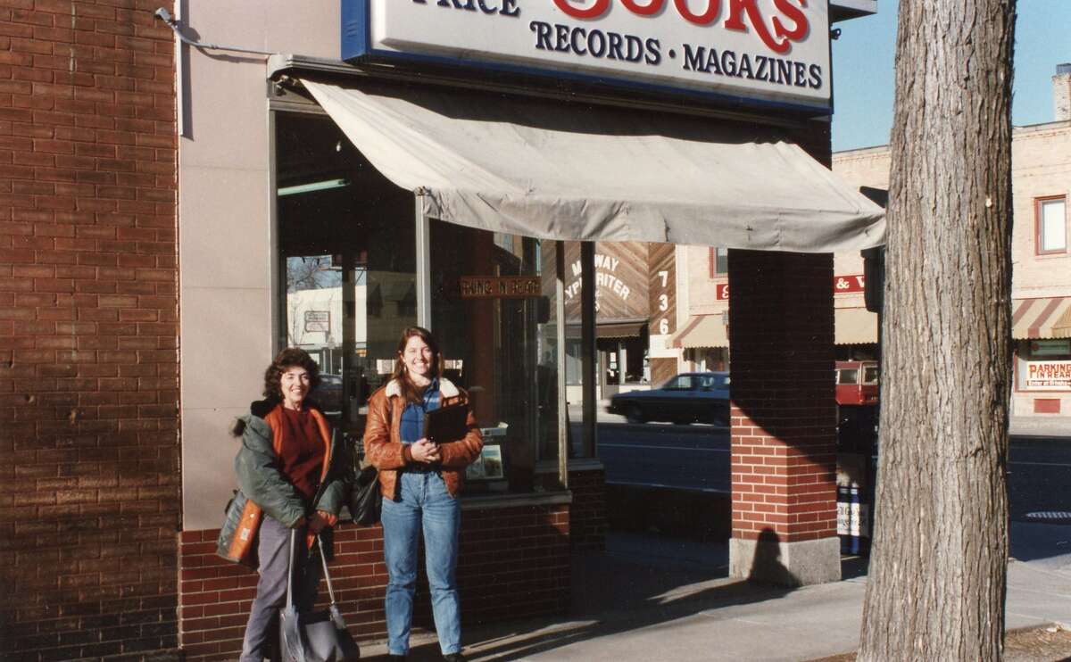 Sharon Anderson Wright (right) took over as head of Half Price Books in 1995 when her mother Pat (left) died.