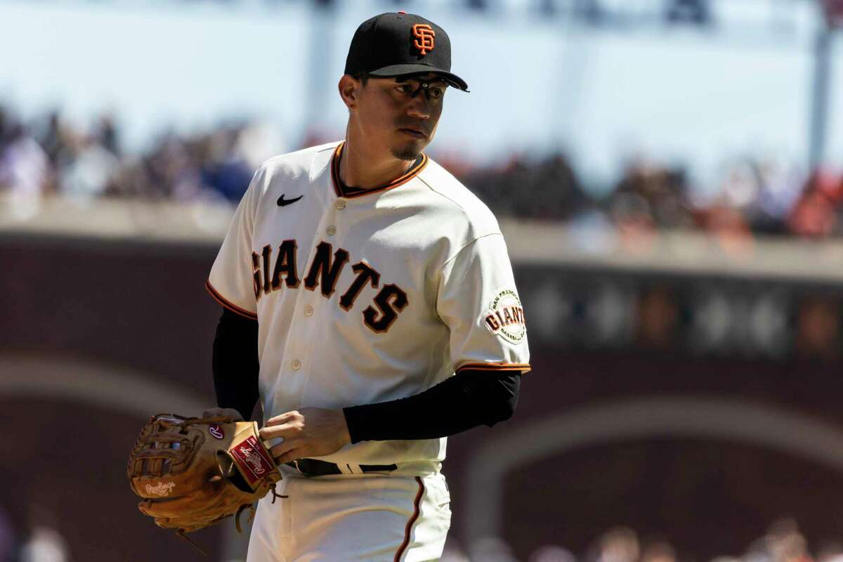 LOS ANGELES, CA - JUNE 16: San Francisco Giants designated hitter