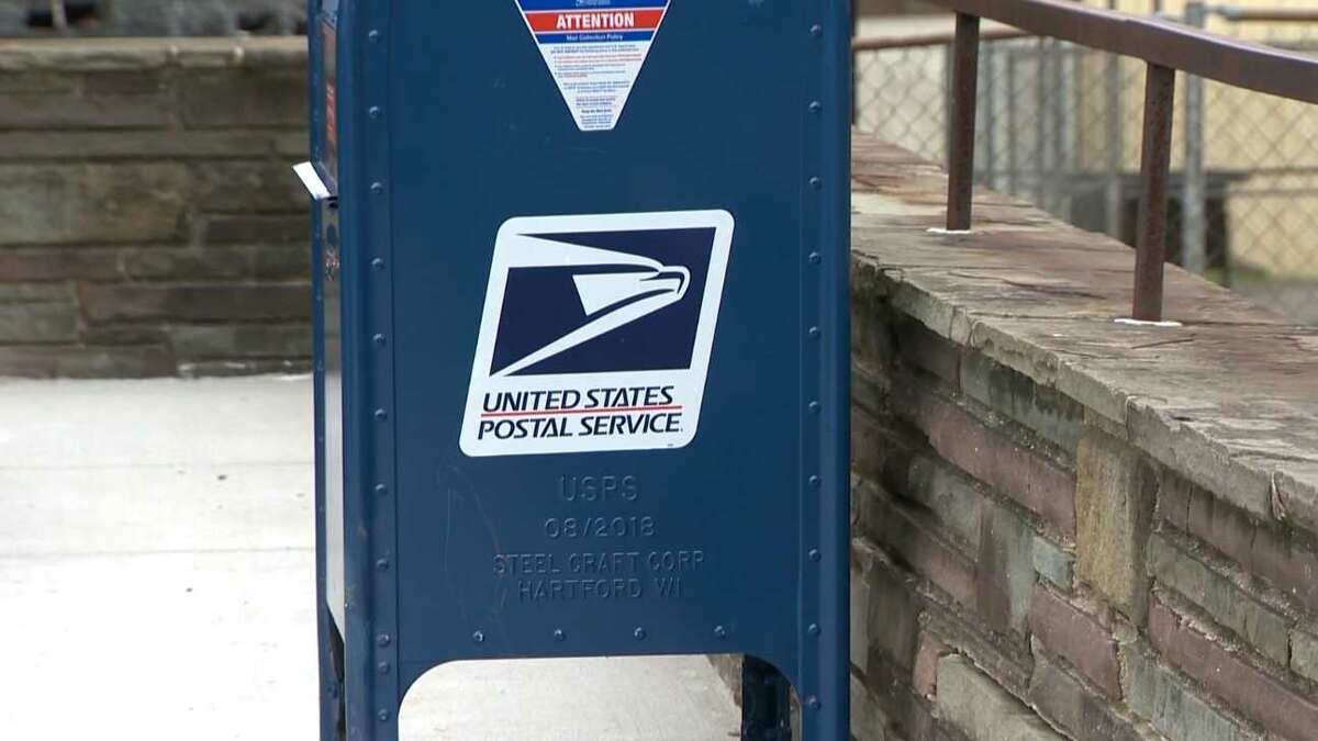 US Postal Service Proposes Temporary Rate Hikes For Peak Holiday Season