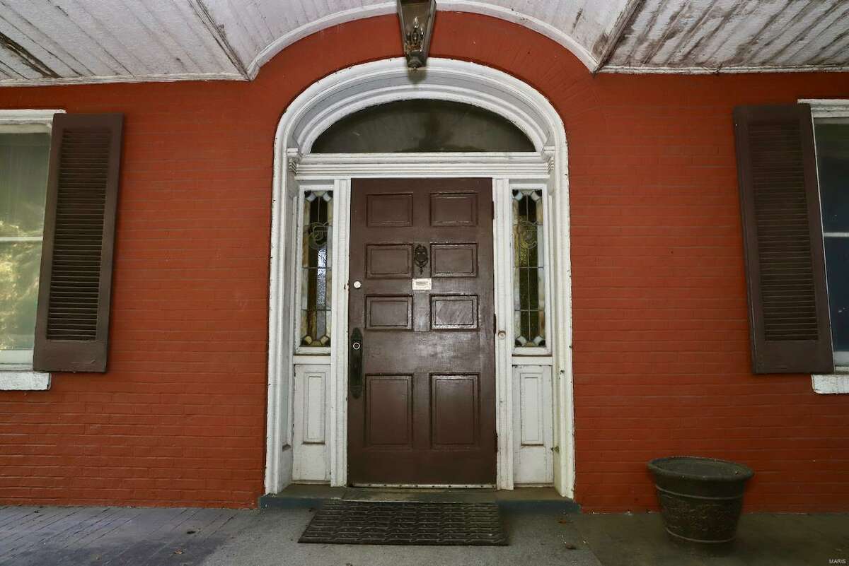 Haunted St. Louis, Missouri Bissell mansion for sale at 250,000