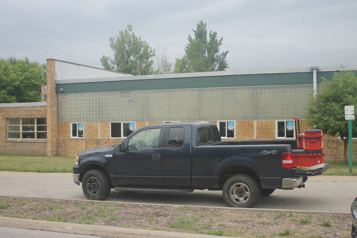 CASMAN Academy pushed back its start date for the 2022-23 school year to Sept. 6 due to a window and facade construction project.