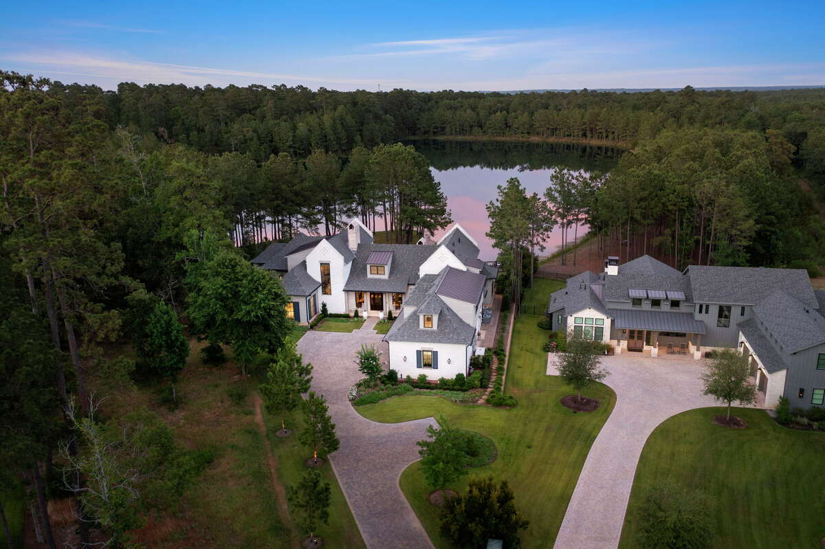 4477 Holly Trail Road is located in Bluejack National