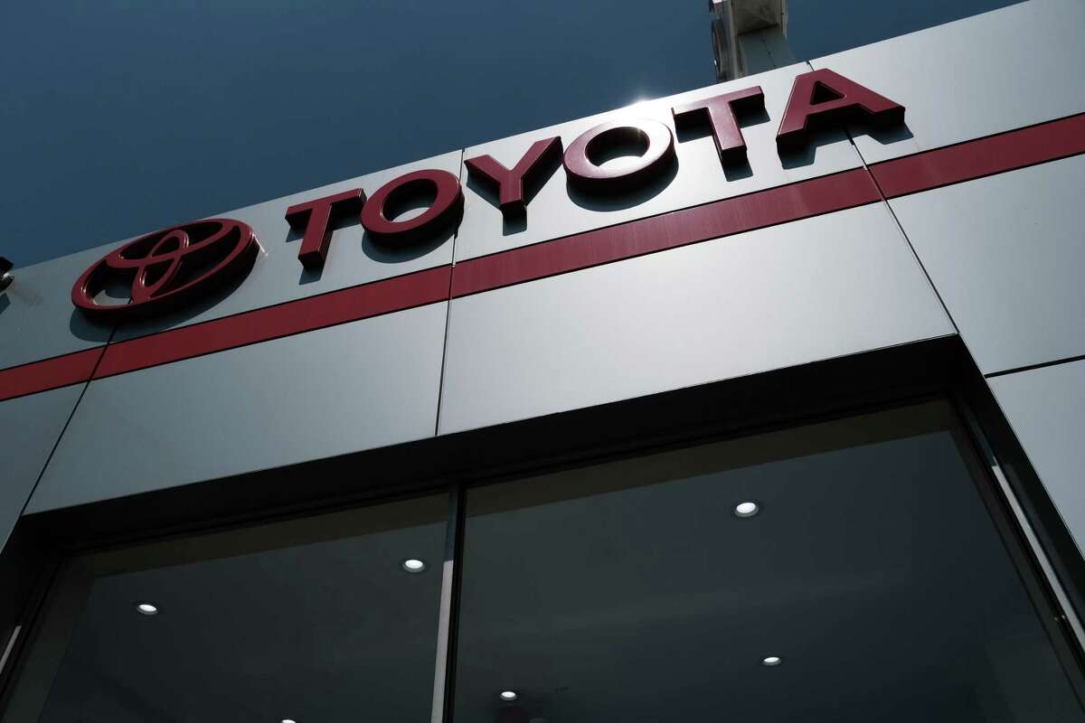 NEW YORK, NEW YORK - AUGUST 04: Exterior view of Bay Ridge Toyota car dealership in Brooklyn on August 04, 2022 in New York City. Citing supply constraints and rising costs, the Japanese automaker announced that profits fell 42% in the first quarter. (Photo by Spencer Platt/Getty Images)