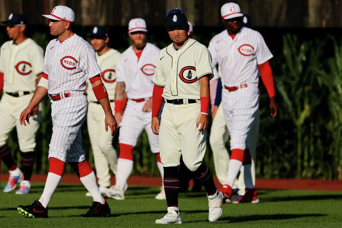 2022 Field of Dreams game: Cubs and Reds special uniforms unveiled