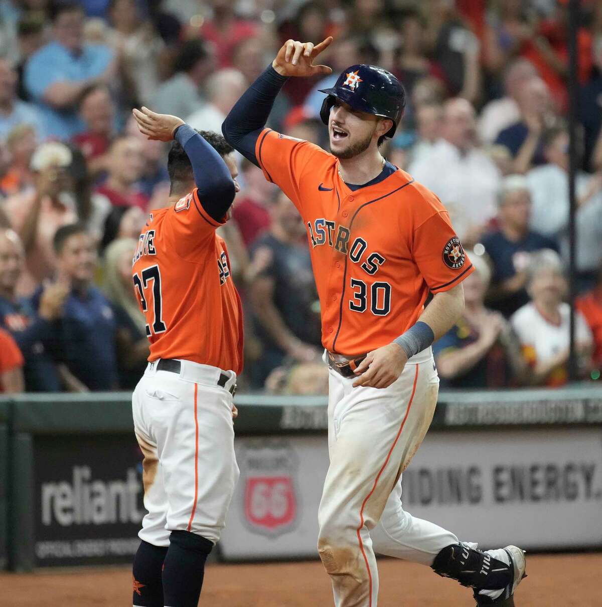 Kyle Tucker, Yordan Alvarez propel Houston Astros to win over Oakland