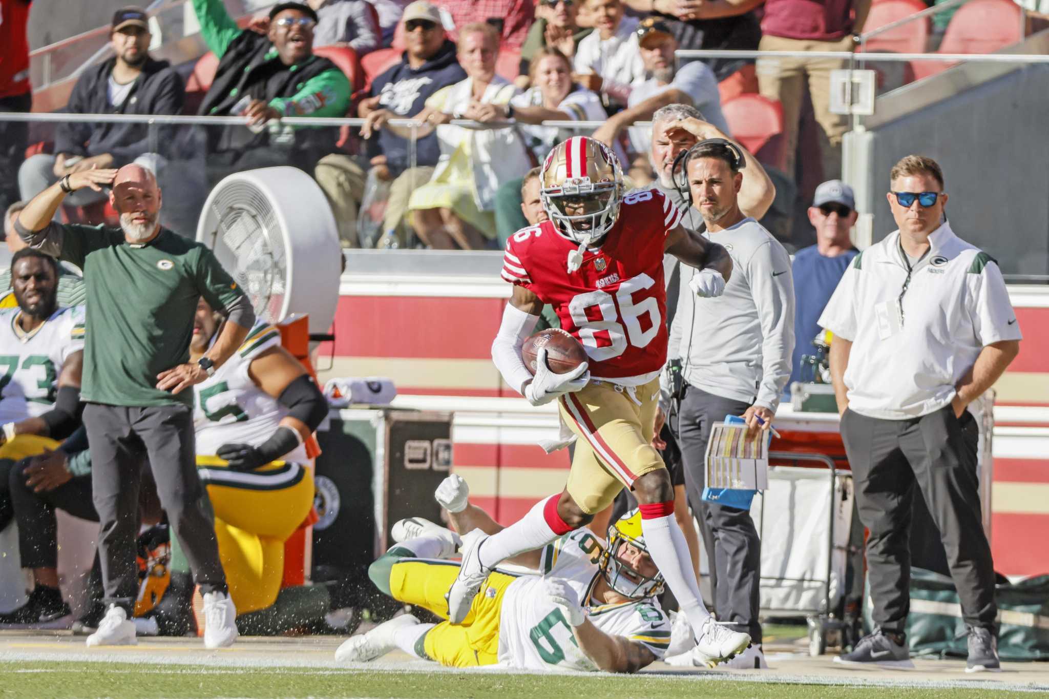 49ers' Danny Gray, the 'fast guy,' has on-brand debut in preseason win over  Packers