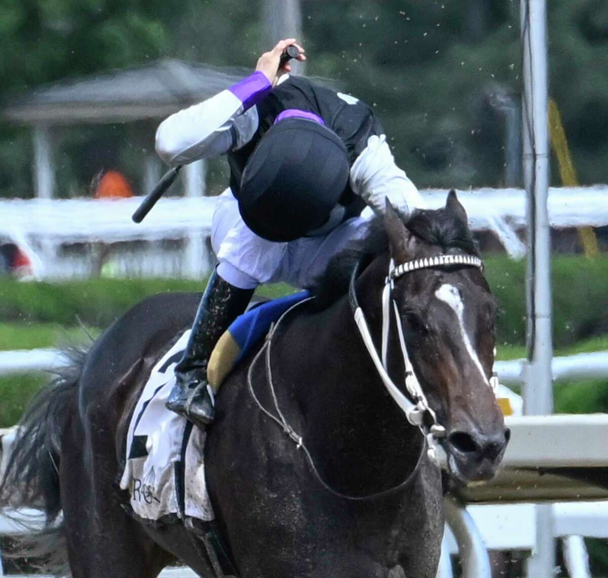 Jockey Gabriel Saez turns around in the saddle to look for the competition as Damon's Mound wins the 117th running of the Saratoga Special, a Grade II race at Saratoga Race Course on Saturday, Aug. 13, 2022.