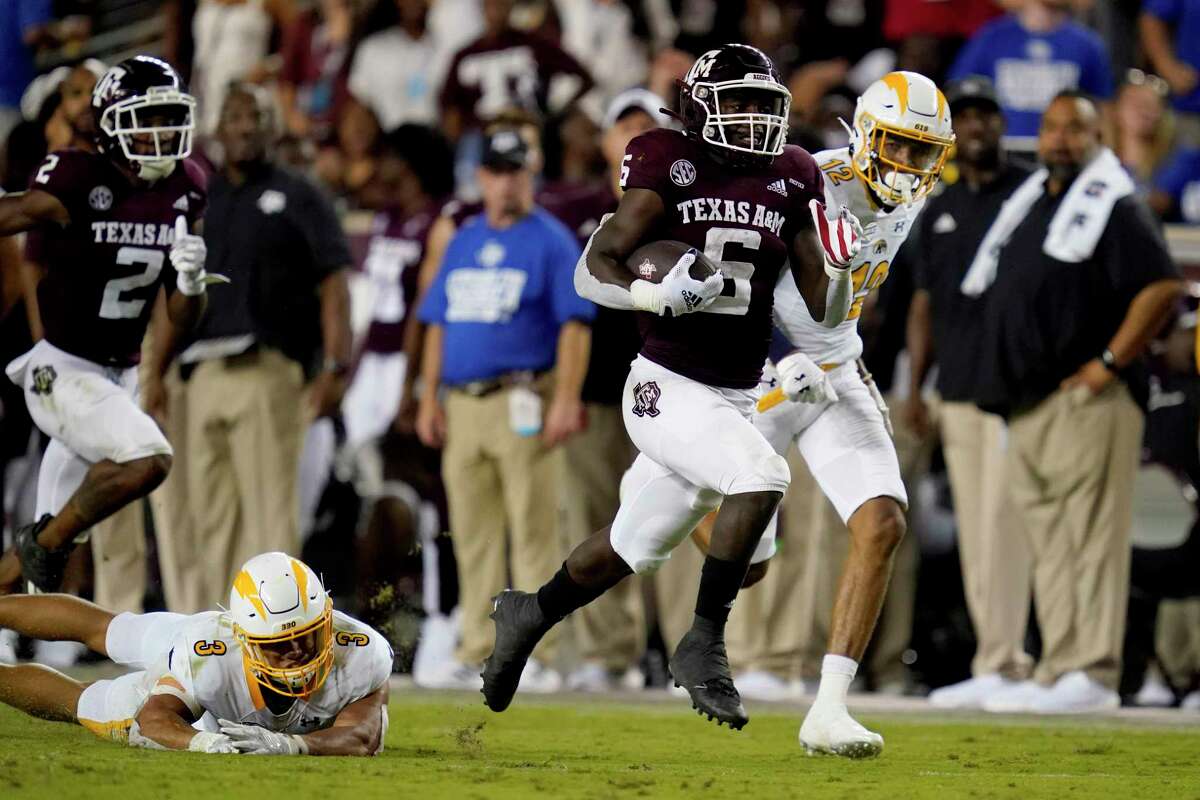 Texas A&M running back Devon Achane has always been known for top-flight speed, but the junior is adding blocking and receiving to his repertoire.