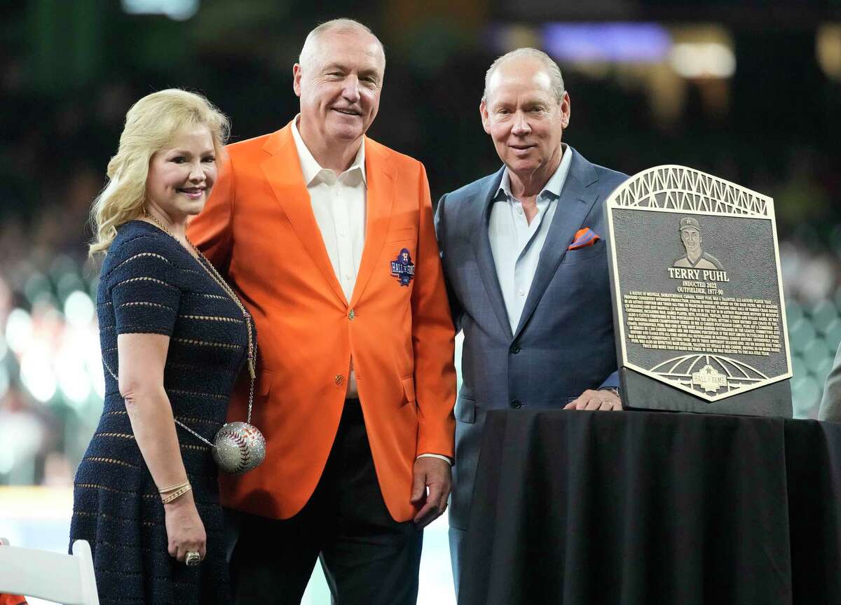 Astros induct Tal Smith, Terry Puhl into Hall of Fame