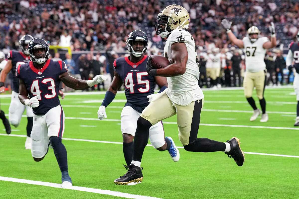 Houston Texans: False start for Davis Mills, offense