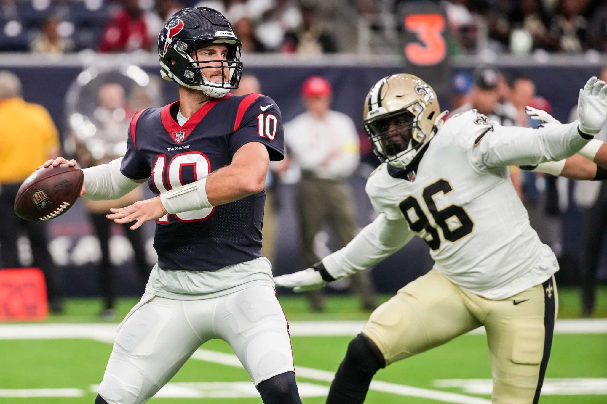 Tremon Smith of the Houston Texans on the field during pregame