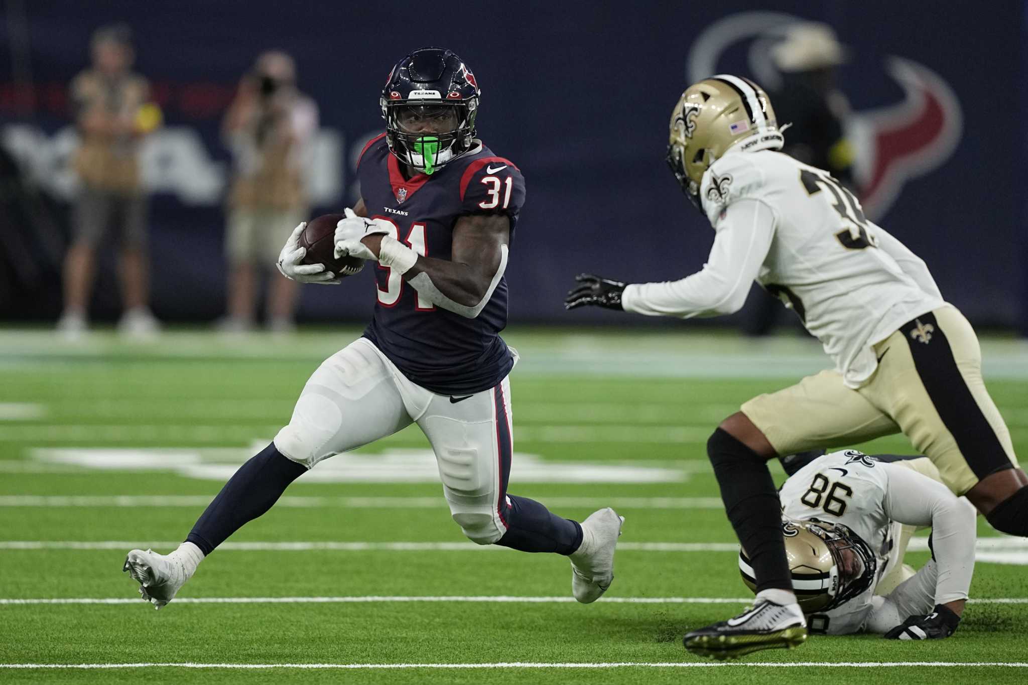 Houston Texans running back Dameon Pierce (31) during an NFL preseason  football game against the New Orleans Saints, Sunday, Aug. 27, 2023, in New  Orleans. (AP Photo/Tyler Kaufman Stock Photo - Alamy