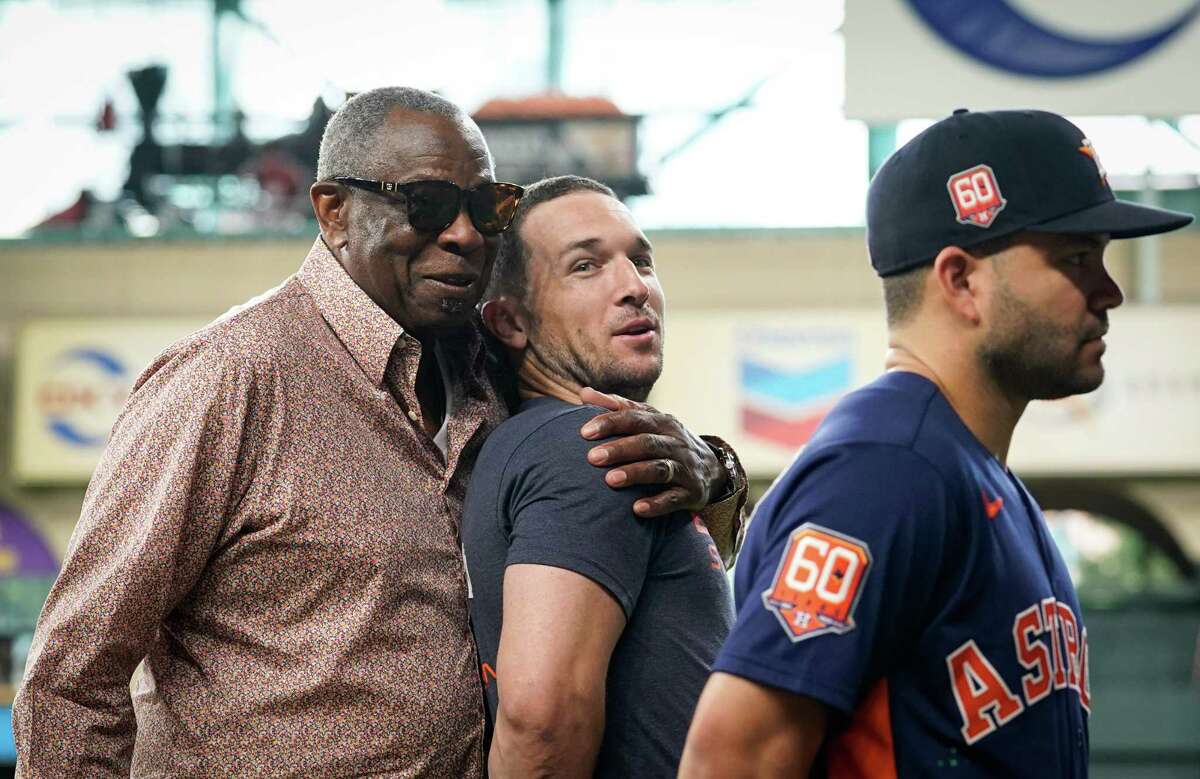 Astros' Dusty Baker helps Alex Bregman break Yom Kippur fast